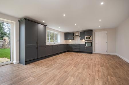 4 bedroom Detached house for sale in Main Road, Bourne, PE10