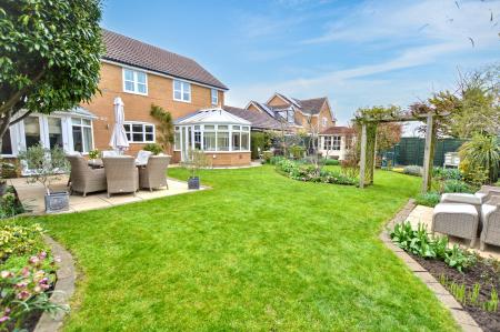 5 bedroom Detached house for sale in Templeman Drive, Bourne, PE9