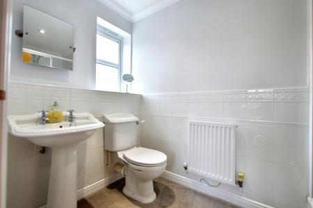 5 bedroom Detached house for sale in Templeman Drive, Bourne, PE9