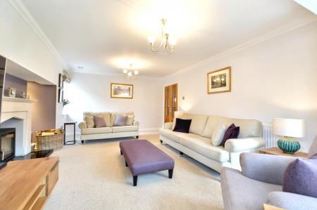 5 bedroom Detached house for sale in Templeman Drive, Bourne, PE9