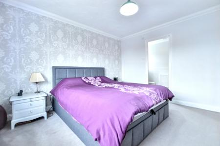 5 bedroom Detached house for sale in Templeman Drive, Bourne, PE9