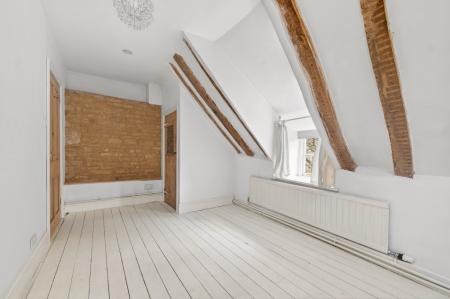 4 bedroom Semi-detached house for sale in High Street, Castle Bytham, Grantham, NG33