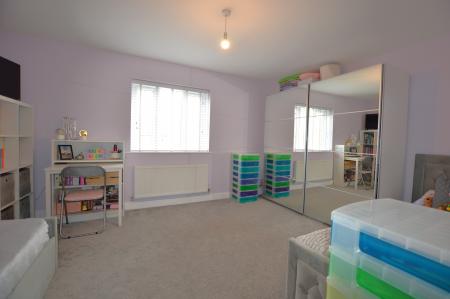 3 bedroom Semi-detached house for sale in Aintree Way, Bourne, PE10