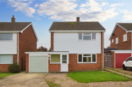 3 bedroom Detached house for sale in Broadway Close, Bourne, PE10