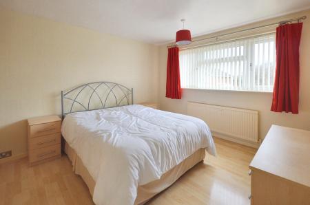 3 bedroom Detached house for sale in Broadway Close, Bourne, PE10