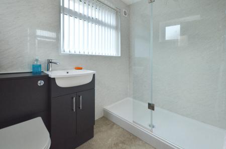 3 bedroom Detached house for sale in Broadway Close, Bourne, PE10