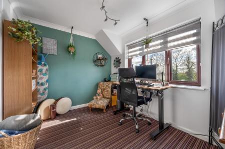 4 bedroom Detached house for sale in The Paddock, Morton, Bourne, PE10