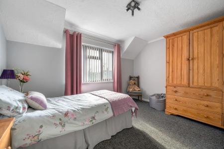 4 bedroom Detached house for sale in The Paddock, Morton, Bourne, PE10