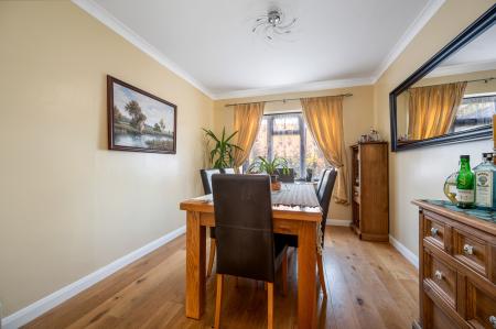 4 bedroom Detached house for sale in The Paddock, Morton, Bourne, PE10