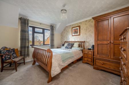 4 bedroom Detached house for sale in The Paddock, Morton, Bourne, PE10