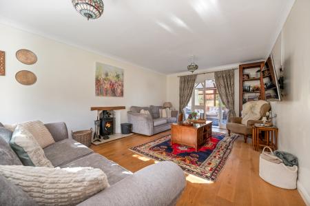 4 bedroom Detached house for sale in The Paddock, Morton, Bourne, PE10