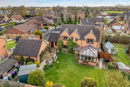 4 bedroom Detached house for sale in The Paddock, Morton, Bourne, PE10