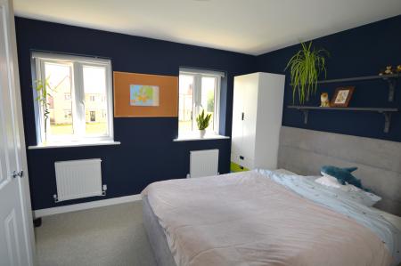 4 bedroom Detached house to let in Fakenham Green, Bourne, PE10