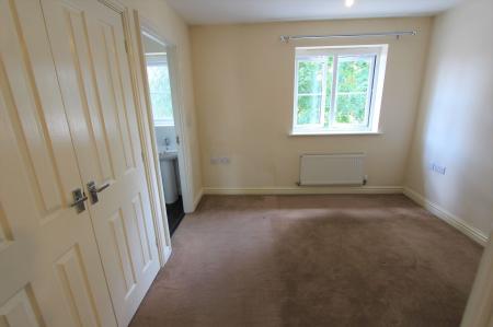 3 bedroom Semi-detached house to let in Brooklands Way, Bourne, PE10