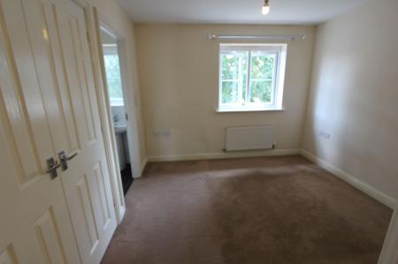 3 bedroom Semi-detached house to let in Brooklands Way, Bourne, PE10