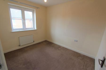 3 bedroom Semi-detached house to let in Brooklands Way, Bourne, PE10