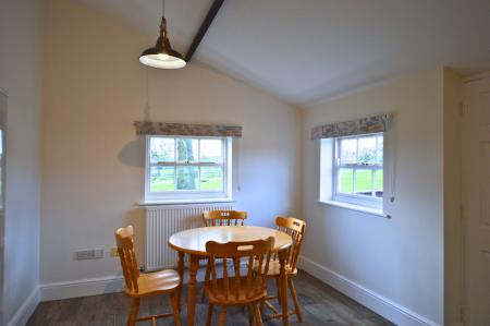 1 bedroom Semi-detached house to let in Bourne Road, Manor Farm, NG34