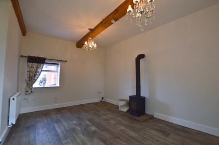 1 bedroom Semi-detached house to let in Bourne Road, Manor Farm, NG34