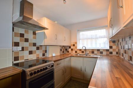 2 bedroom Terraced House to let in West Street, Bourne, PE10