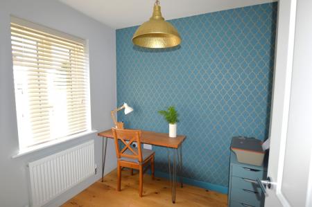 4 bedroom Detached house to let in Fakenham Green, Bourne, PE10