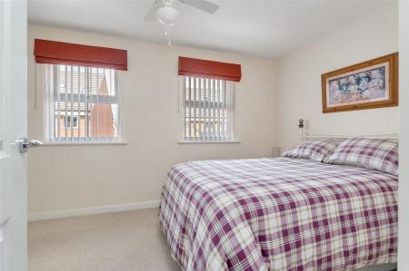 2 bedroom Terraced House to let in Warwick Close, Bourne, PE10