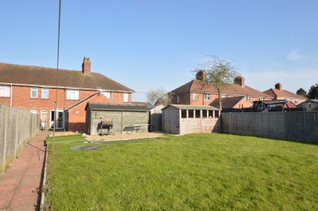 3 bedroom Terraced House to let in Middle Street, Rippingale, PE10