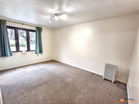 1 bedroom Studio flat for sale in Church Walk, Church View, PE10