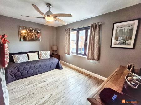 1 bedroom Studio flat for sale in Church Walk, Church View, PE10