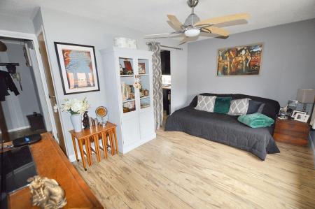 1 bedroom Studio flat for sale in Church Walk, Church View, PE10