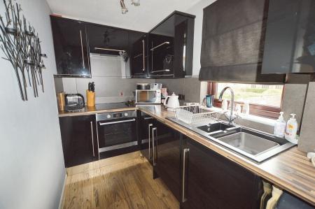 1 bedroom Studio flat for sale in Church Walk, Church View, PE10