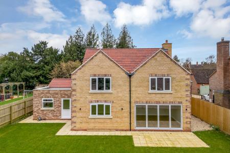 4 bedroom Detached house for sale in Main Road, Dowsby, PE10