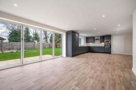 4 bedroom Detached house for sale in Main Road, Dowsby, PE10