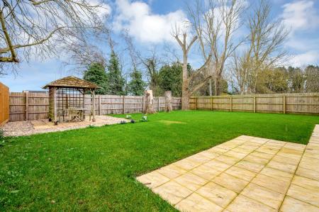 4 bedroom Detached house for sale in Main Road, Dowsby, PE10