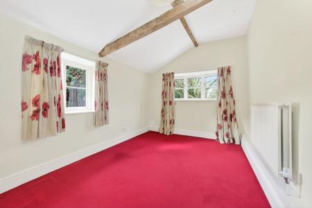 4 bedroom Semi-detached house for sale in High Street, Castle Bytham, NG33