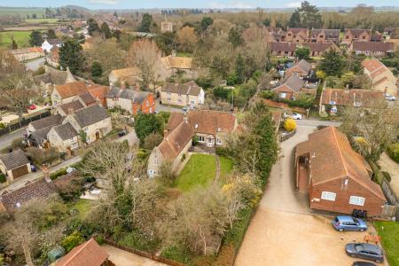 4 bedroom Semi-detached house for sale in High Street, Castle Bytham, NG33