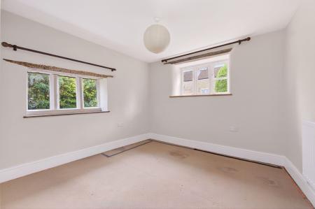 4 bedroom Semi-detached house for sale in High Street, Castle Bytham, NG33