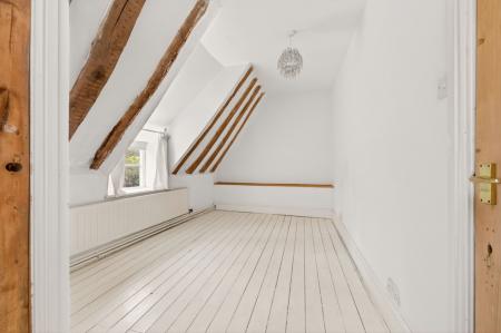 4 bedroom Semi-detached house for sale in High Street, Castle Bytham, NG33