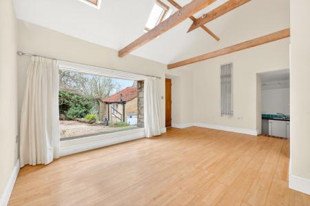 4 bedroom Semi-detached house for sale in High Street, Castle Bytham, NG33