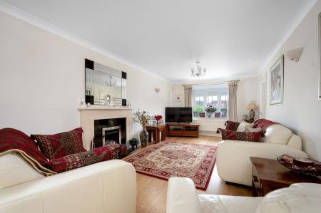 4 bedroom Detached house for sale in Station Road, Morton, PE10