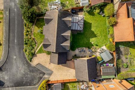 4 bedroom Detached house for sale in The Paddock, Morton, PE10