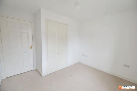 2 bedroom Flat for sale in The Pollards, Bourne, PE10