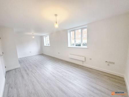 2 bedroom Flat for sale in The Pollards, Bourne, PE10