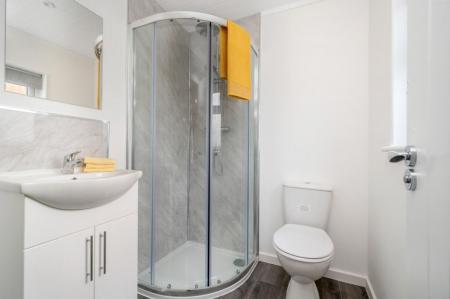 2 bedroom Park home for sale in Stamford Road, Lound, PE10