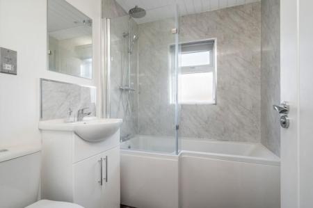 2 bedroom Park home for sale in Stamford Road, Lound, PE10