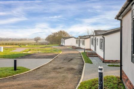 2 bedroom Park home for sale in Stamford Road, Lound, PE10