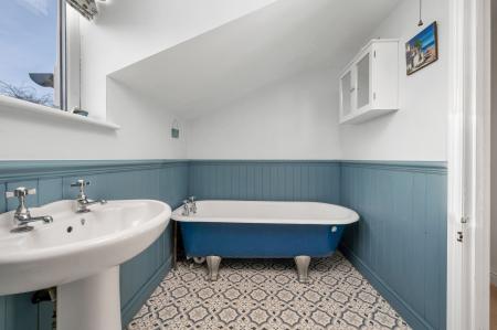 3 bedroom Detached house for sale in East Street, Rippingale, PE10