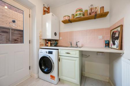 4 bedroom Detached house for sale in Viking Way, Thurlby, PE10