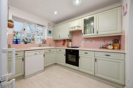 4 bedroom Detached house for sale in Viking Way, Thurlby, PE10