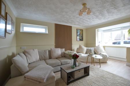 4 bedroom Detached house for sale in Kesteven Way, Bourne, PE10