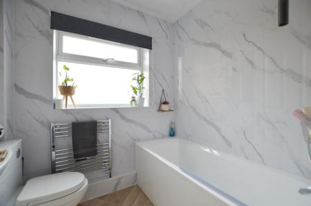 4 bedroom Detached house for sale in Kesteven Way, Bourne, PE10